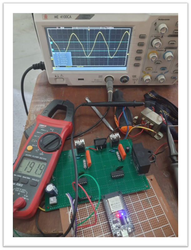 Inverter board under oscilloscope testing